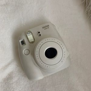 Fujifilm Instax Mini 8 Polaroid Camera